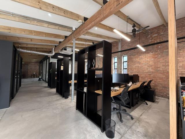 To Let Commercial Property for Rent in Walmer Eastern Cape